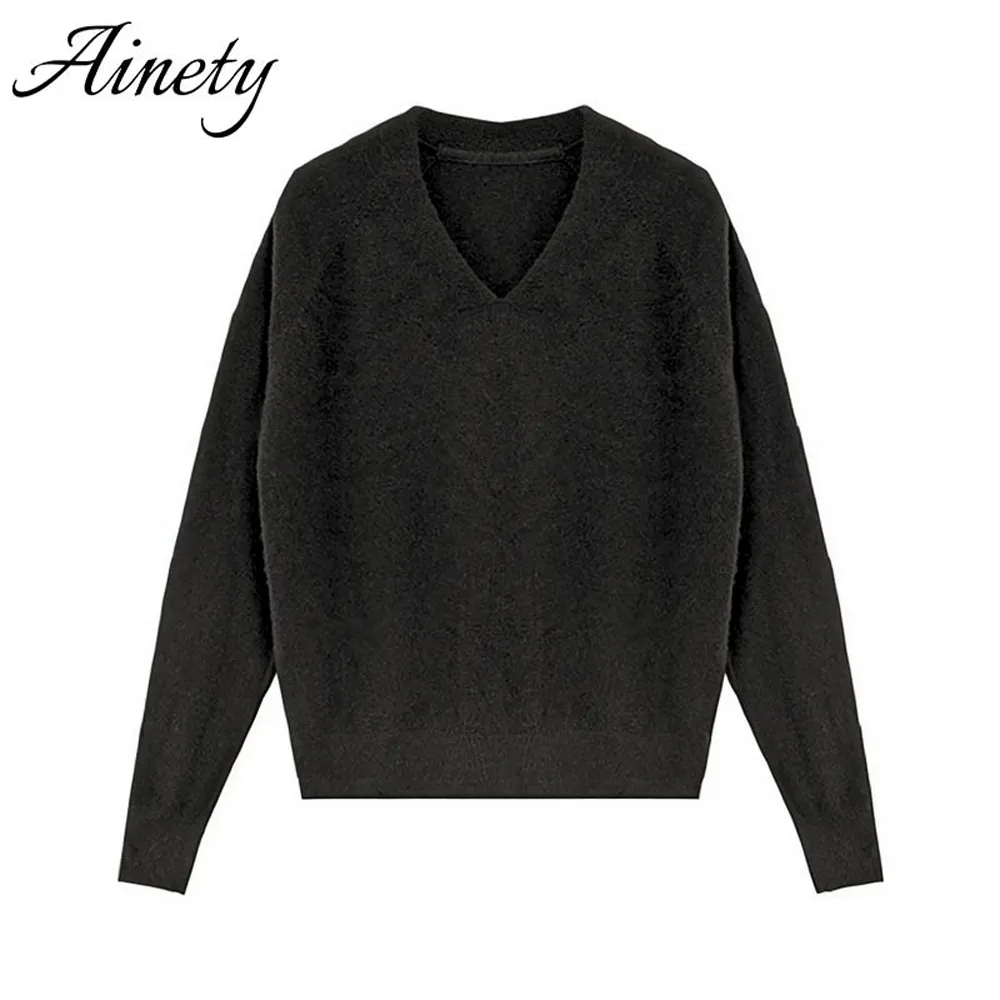 Classic Knitted Sweater Lady Cashmere Sweater Loose Fit V Neck Winter Pullover