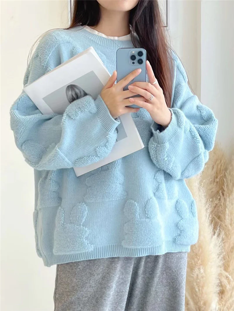 Ladies Street Wear Knitted Sweater Custom Embossing Knitwea